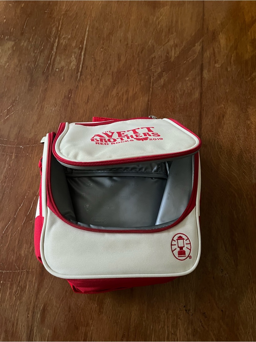 Official Avett Brothers insulated lunch bag. - Picture 4 of 4